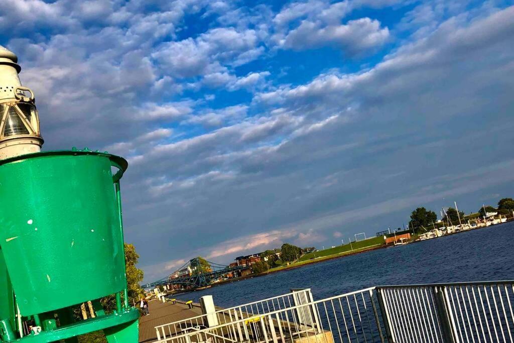 Wilhelms Havenkoje - Gemuetliches Innenstadtappartment Wilhelmshaven Luaran gambar